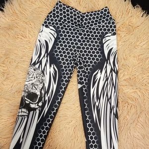 Skull print leggings 💀